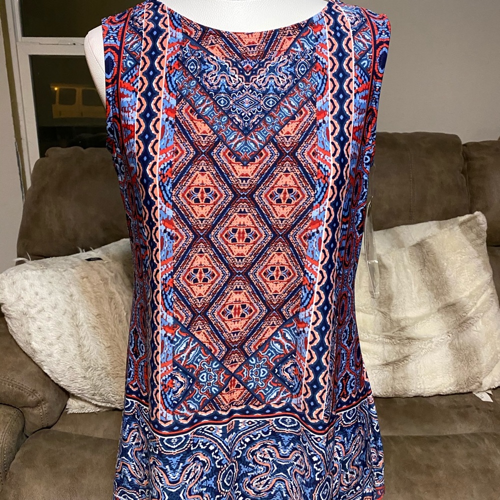 Women’s sleeveless print tunic